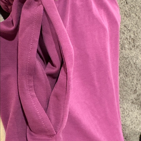 Lou & Grey Purple on piece dress with pockets - Picture 6 of 7